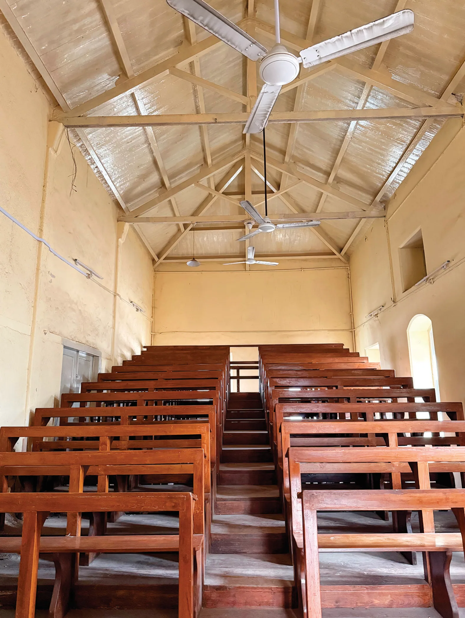The Halls of Fame: A handful of lecture halls still in use at Grant Government Medical College and Sir JJ Hospital are more than 150 years old, living witnesses to the birth of formal medical education in western India. With their distinctive Gothic architecture, many of the campus buildings are recognised as Grade II B heritage structures. The Physiology and Pathology lecture halls, part of the same historic cluster, reflect the same colonial-era design language that defines this section of the campus. Together, these halls anchor a tradition of learning that has endured for more than a century and a half. The Anatomy and Pathology departments also preserve century-old specimens, now included in heritage walks and educational tours, offering visitors a glimpse into the evolution of medical teaching in India.
