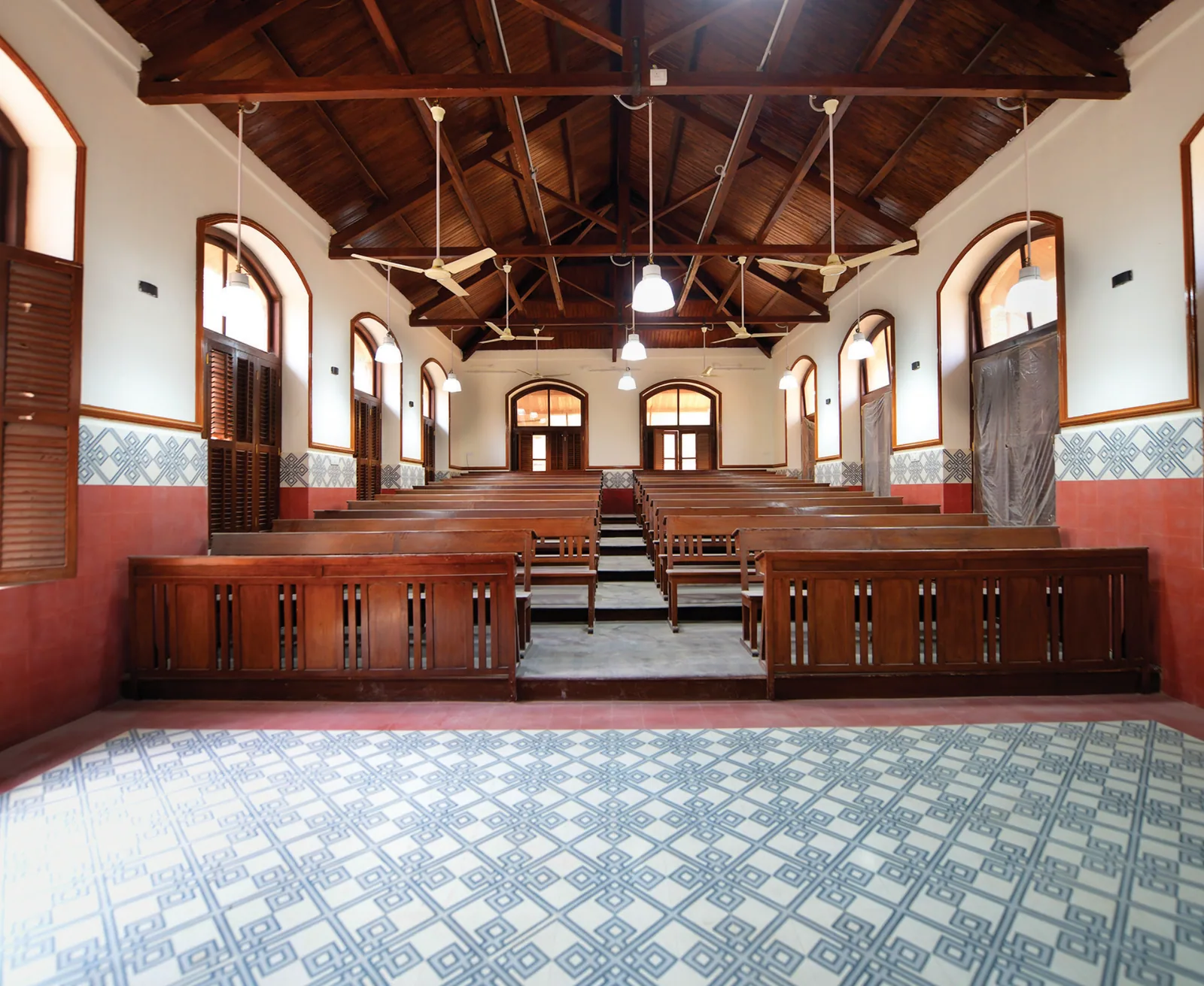 Among the most iconic of these is the Anatomy Hall, popularly known as the ‘Munnabhai Lecture Hall’ after scenes from the Bollywood film Munna Bhai M.B.B.S. were shot here with actors Sanjay Dutt and Boman Irani. The hall has shaped generations of medical students and continues to host special heritage lectures. Seating over 500 people, it remains one of the campus’s largest academic spaces. Seen here are the Pathology lecture hall (above), the physiology lecture hall (far left) and the Munna Bhai lecture hall (left).
